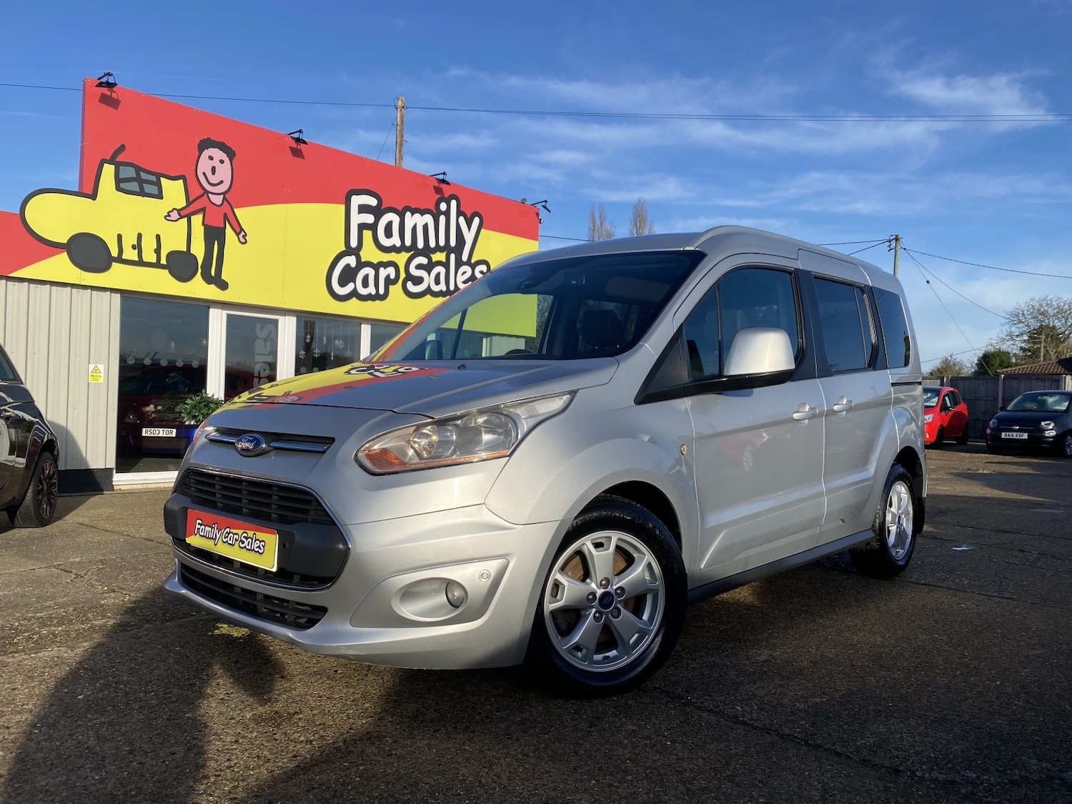 Used Ford Tourneo Connect 2014 for sale - 76897030: Photo 1