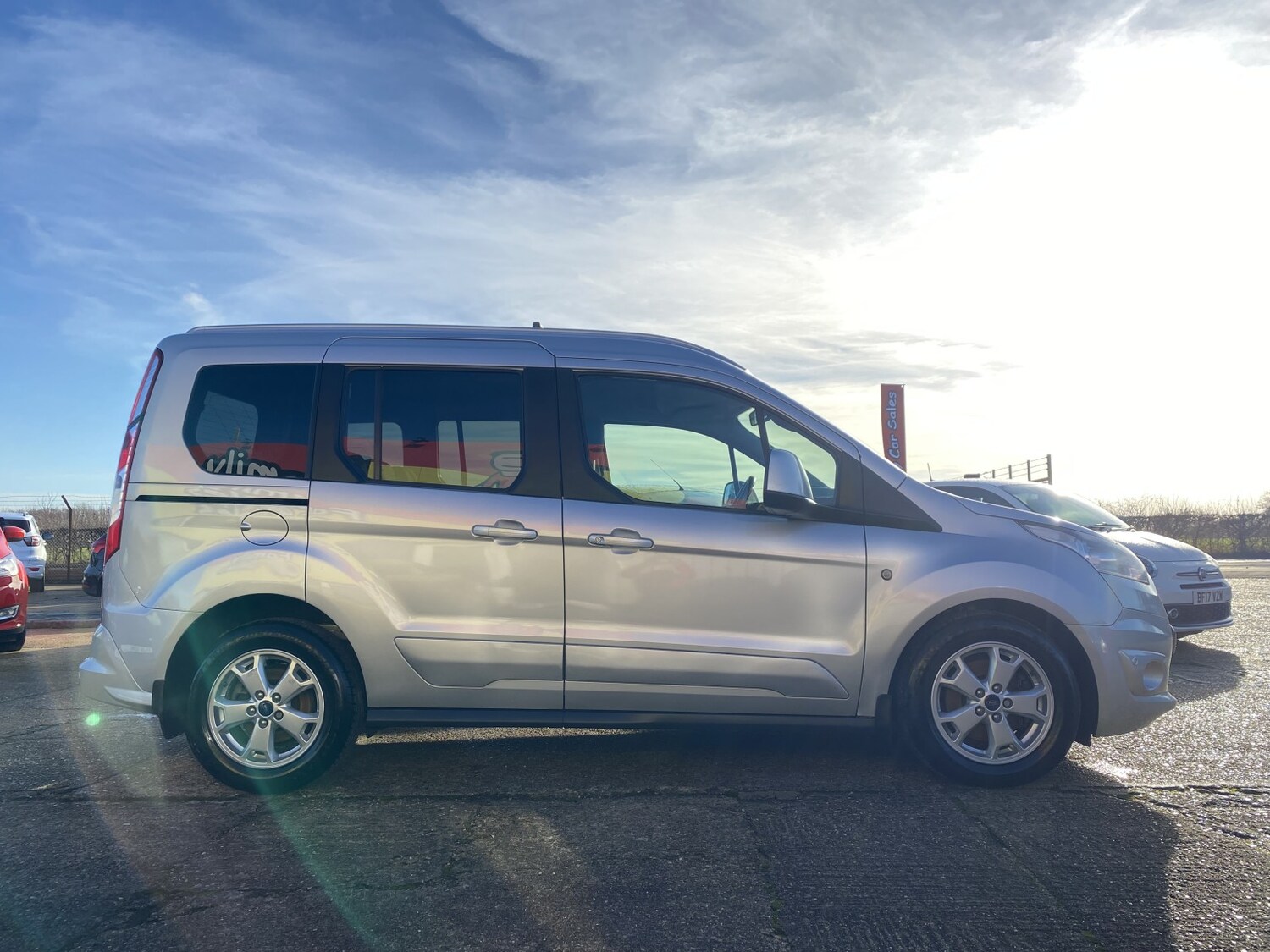 Used Ford Tourneo Connect 2014 for sale - 76897030: Photo 16