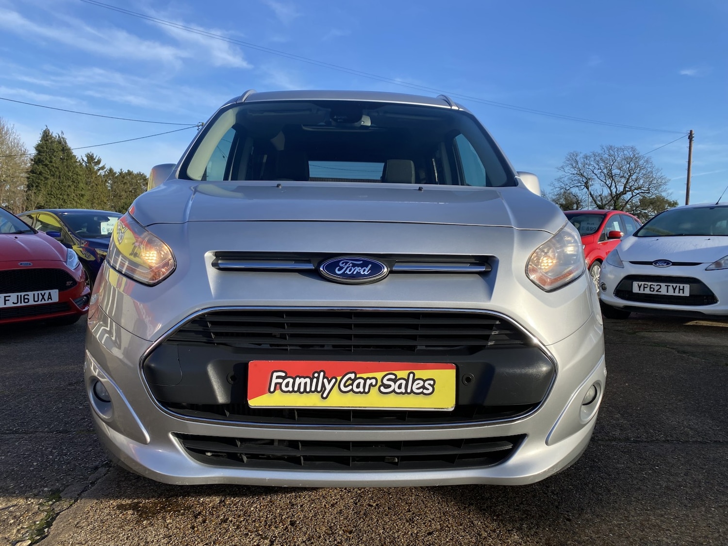 Used Ford Tourneo Connect 2014 for sale - 76897030: Photo 7