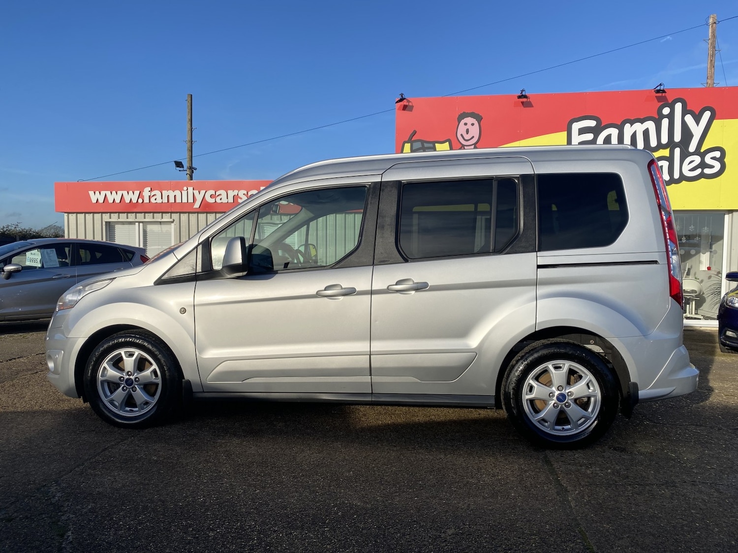 Used Ford Tourneo Connect 2014 for sale - 76897030: Photo 9