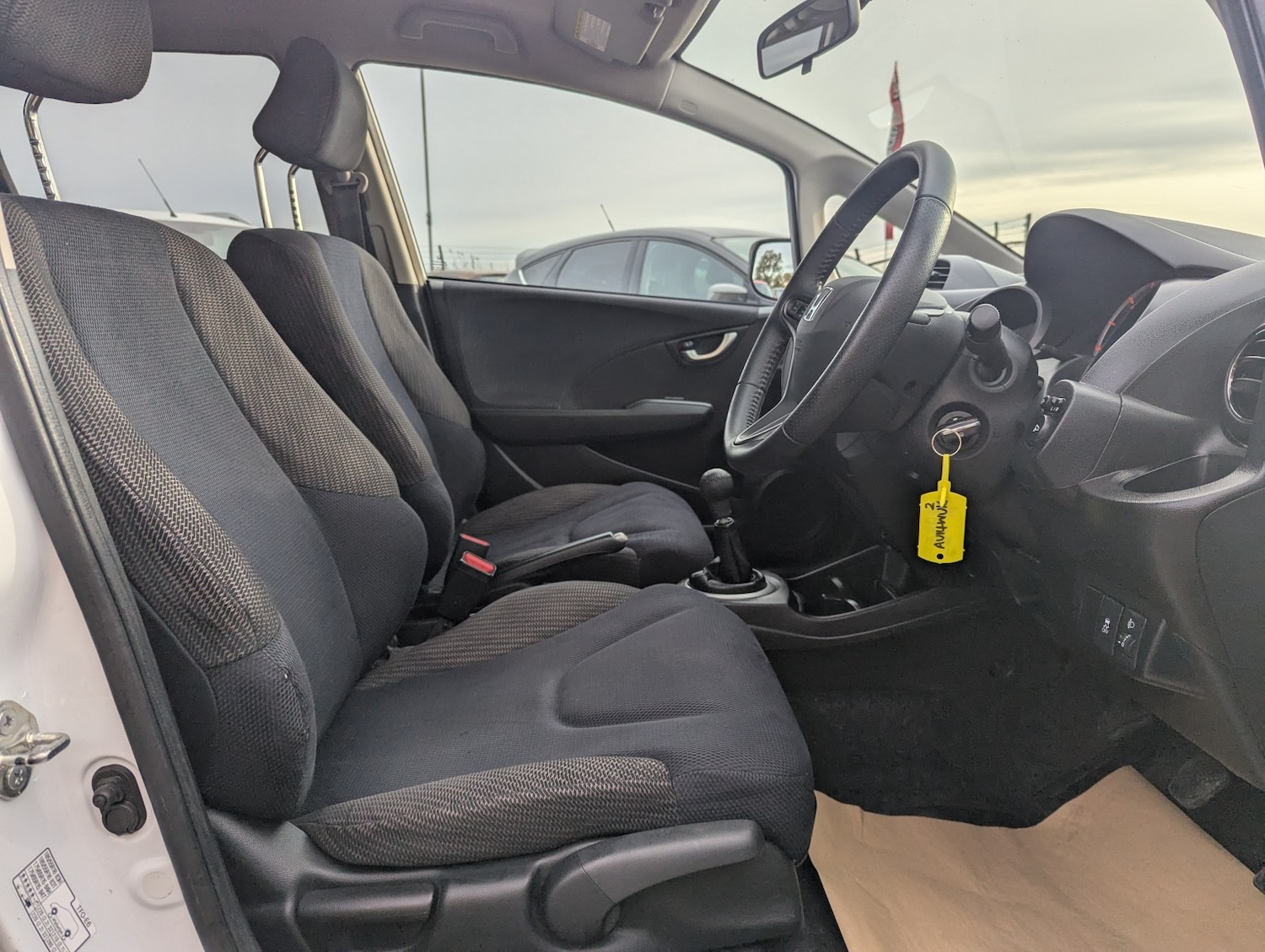 Used Honda Jazz 2014 for sale - 76407507: Photo 9