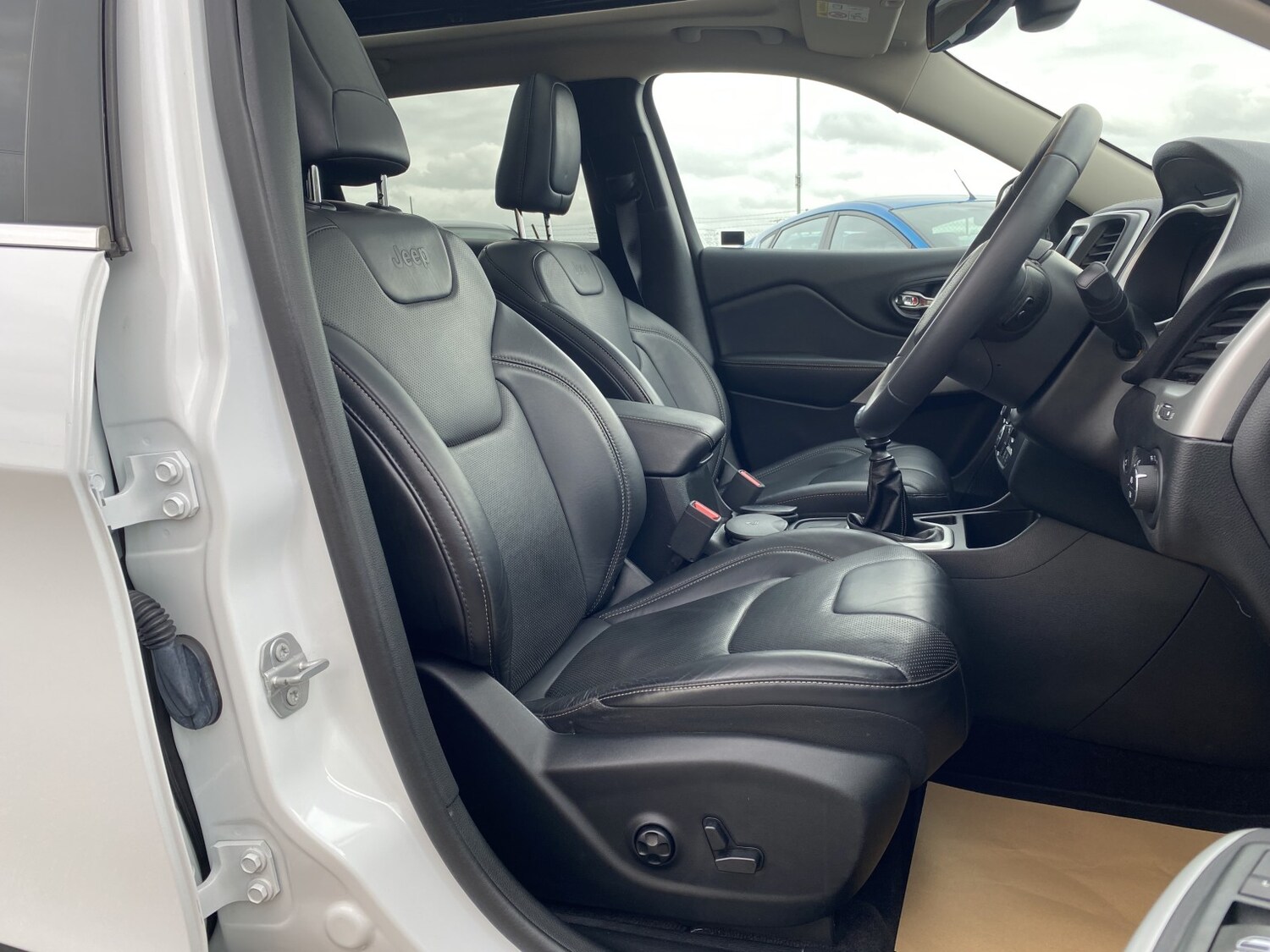 Used Jeep Cherokee 2018 for sale - 77921272: Photo 28