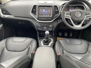 Used Jeep Cherokee 2018 for sale - 77921272: Photo