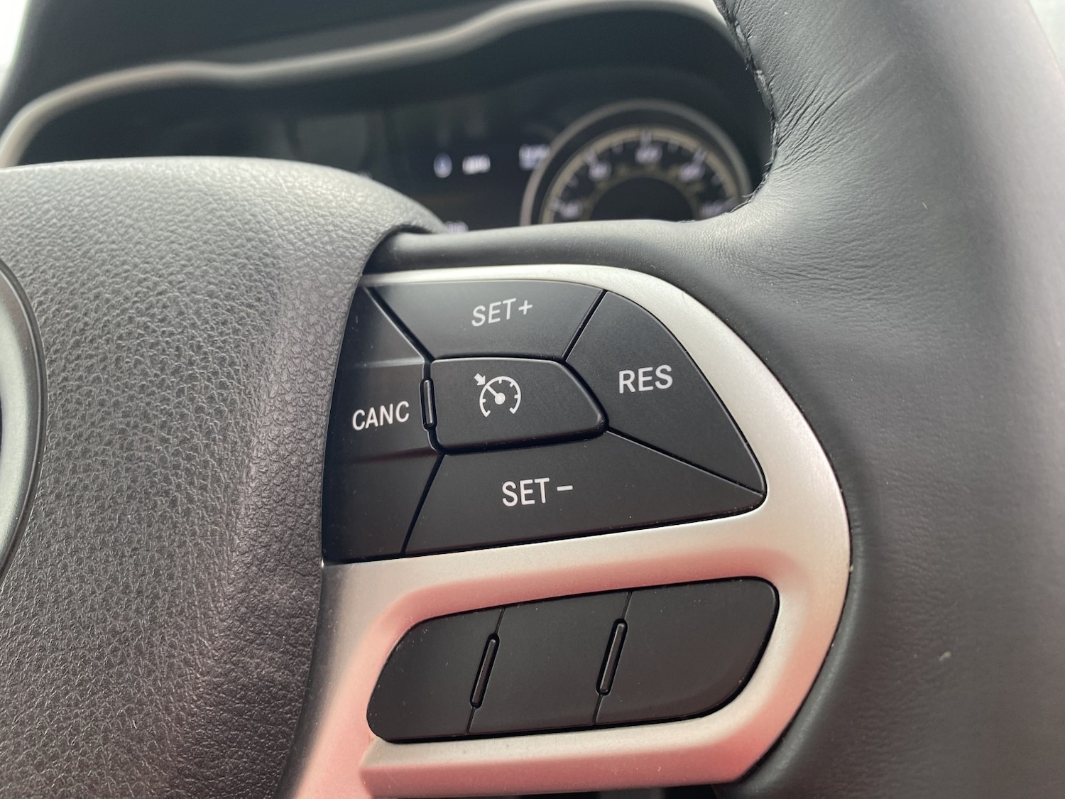 Used Jeep Cherokee 2018 for sale - 77921272: Photo 43