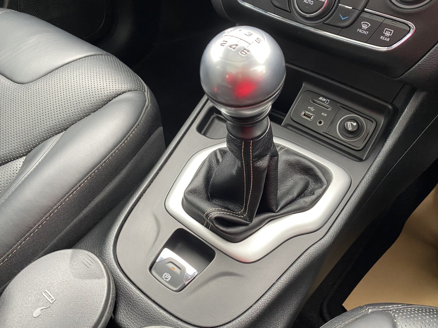 Used Jeep Cherokee 2018 for sale - 77921272: Photo 48