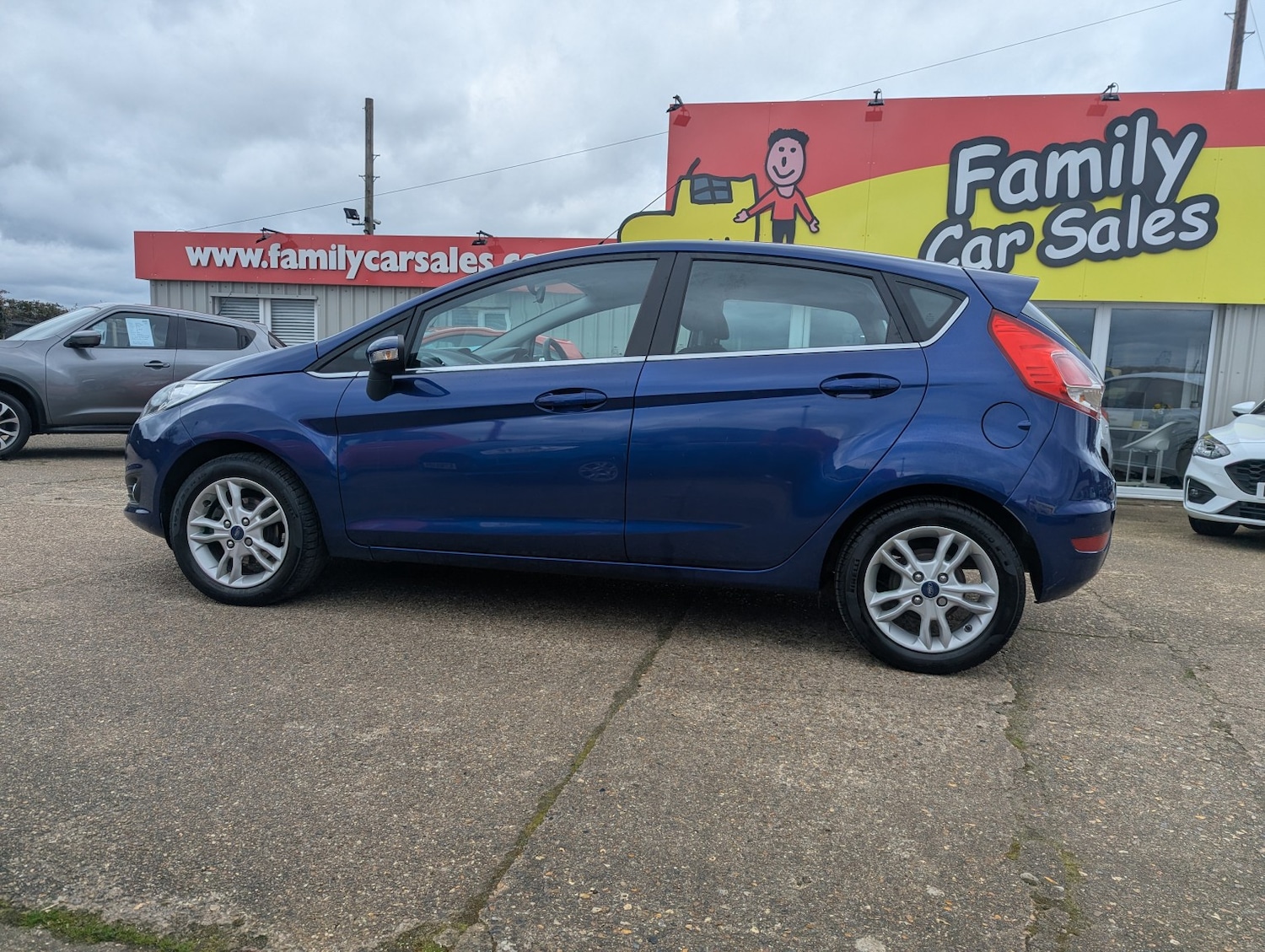 Used Ford Fiesta 2014 for sale - 78125082: Photo 2