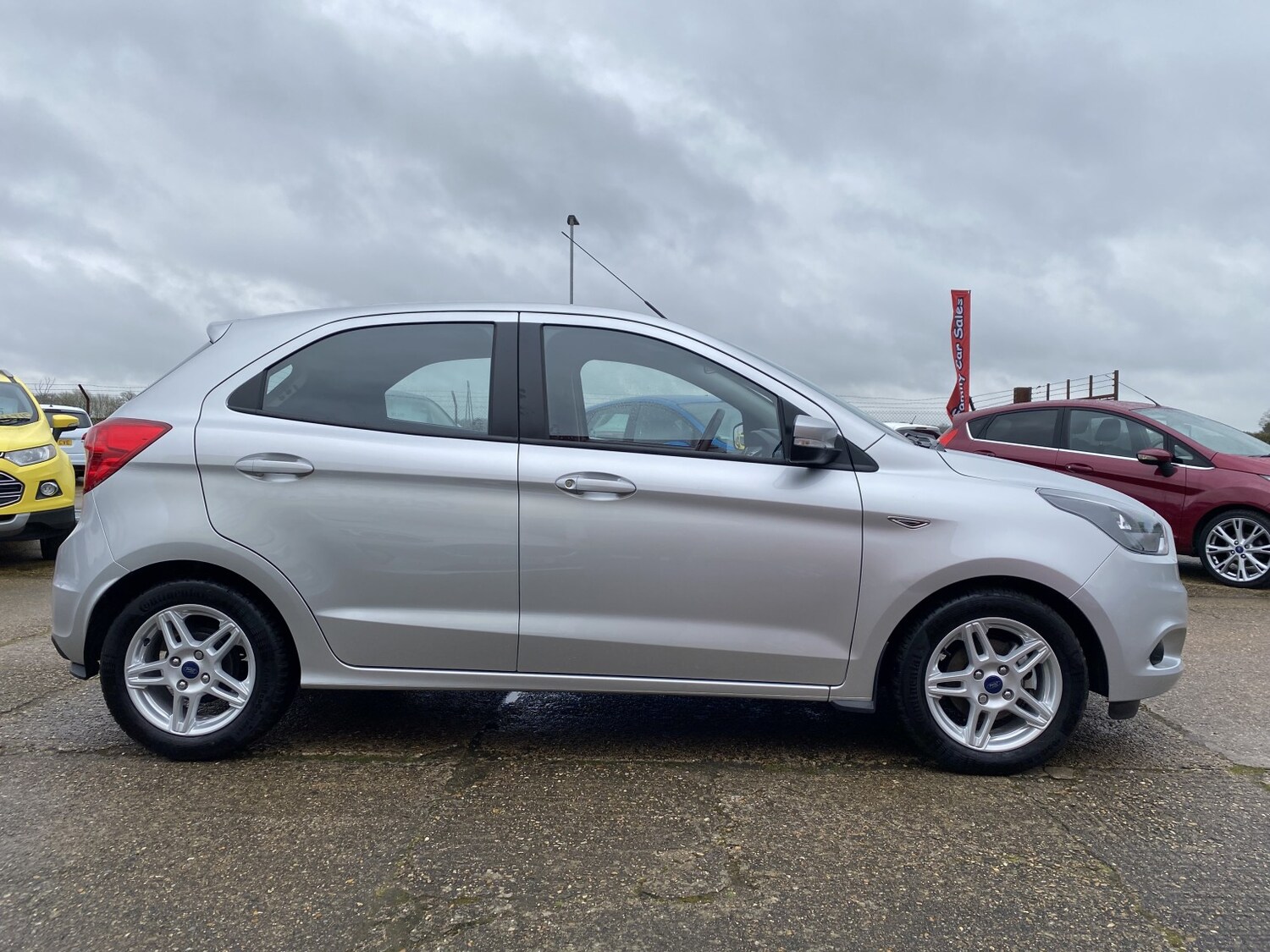 Used Ford Ka+ 2017 for sale - 78060540: Photo 4