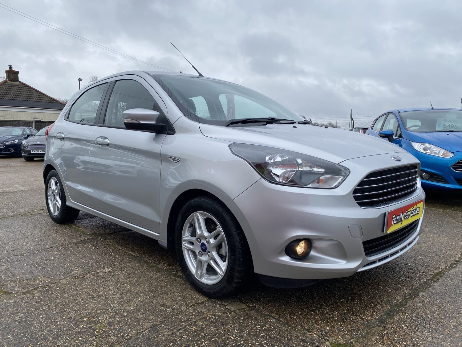 Used Ford Ka+ 2017 for sale - 78060540: Photo 6