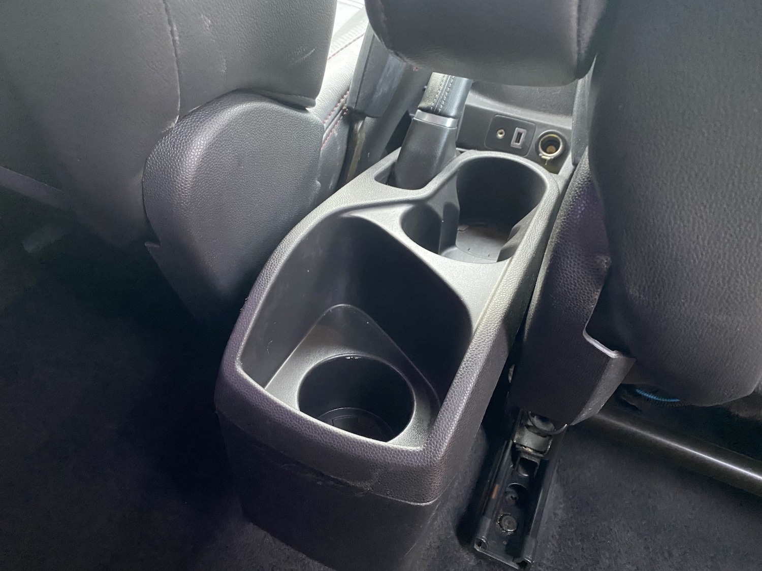 Used Ford Ecosport 2015 for sale - 76848642: Photo 17