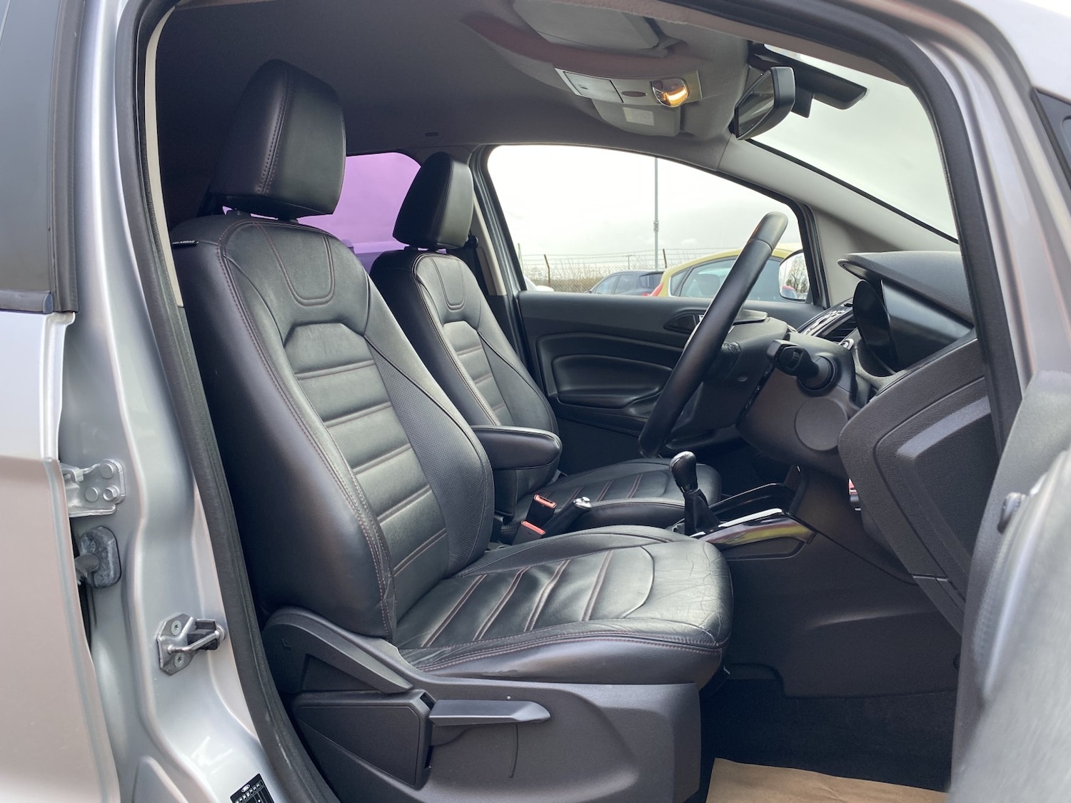 Used Ford Ecosport 2015 for sale - 76848642: Photo 22