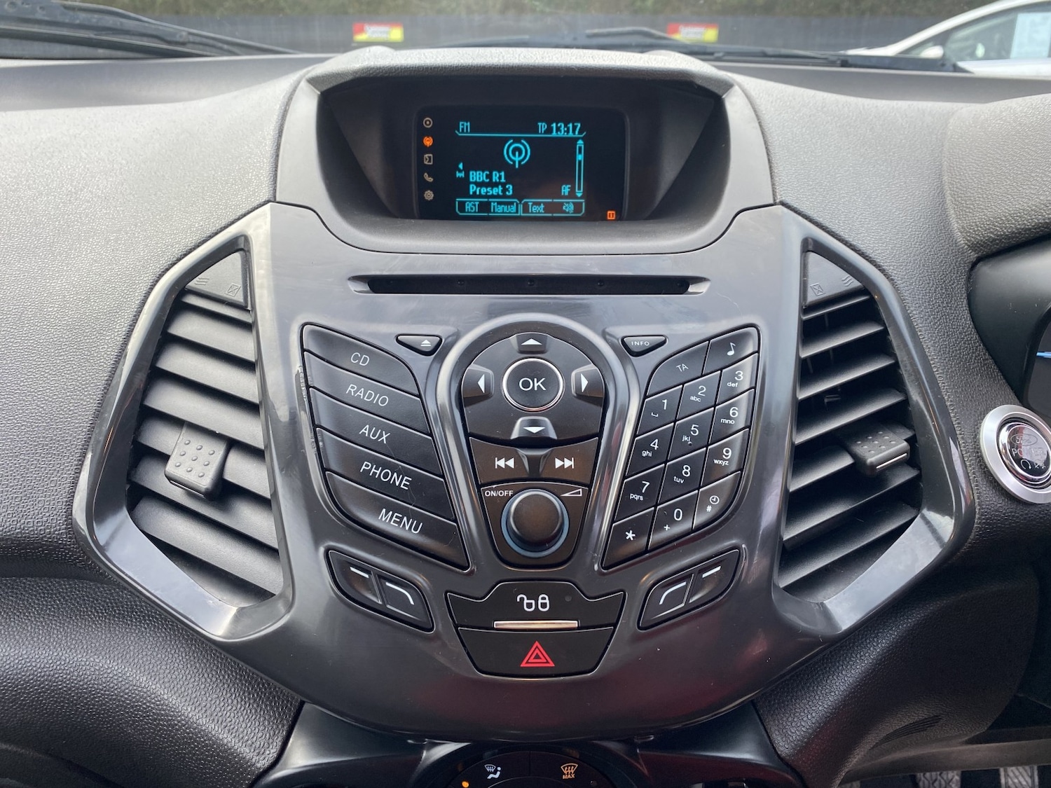 Used Ford Ecosport 2015 for sale - 76848642: Photo 27