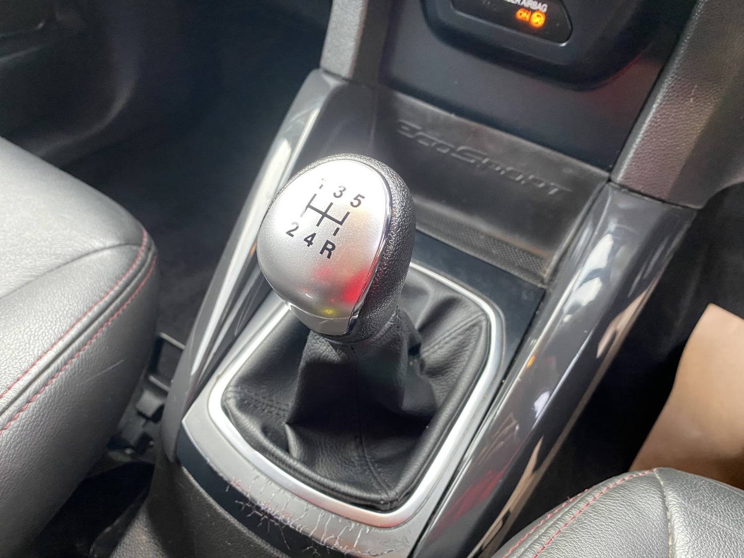 Used Ford Ecosport 2015 for sale - 76848642: Photo 32