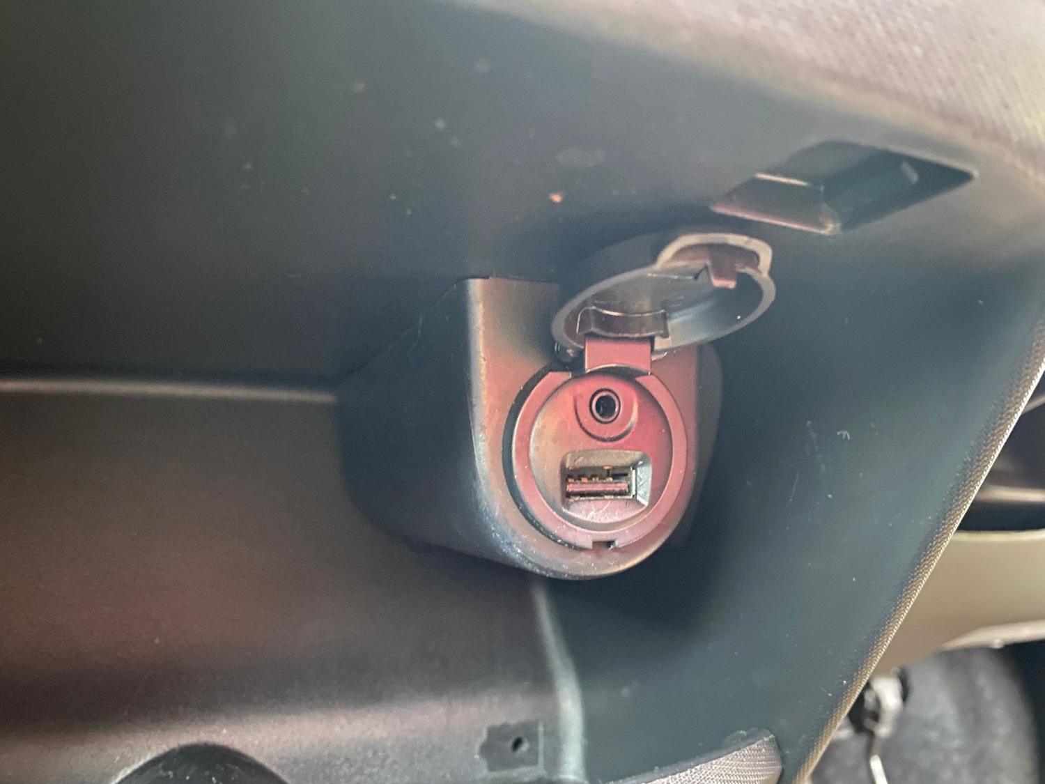 Used Peugeot 107 2014 for sale - 77453200: Photo 9