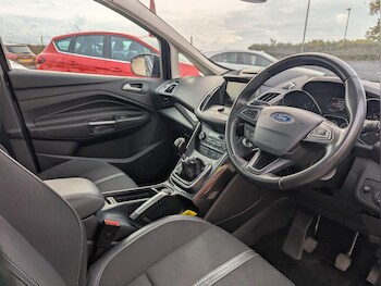 Used Ford Grand C-Max 2016 for sale - 76299070: Photo 4