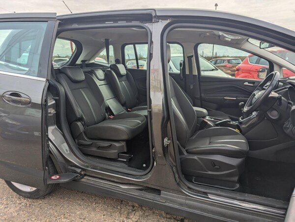 Used Ford Grand C-Max 2016 for sale - 76299070: Photo 9