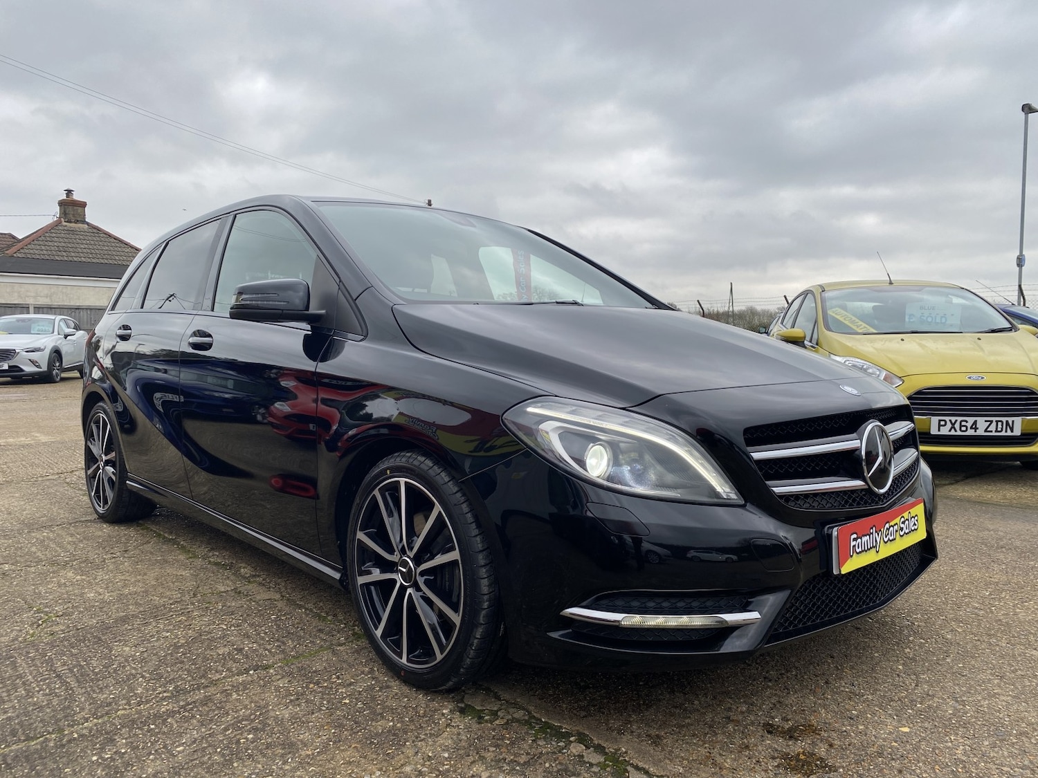 Used Mercedes-Benz B Class 2014 for sale - 76911059: Photo 11