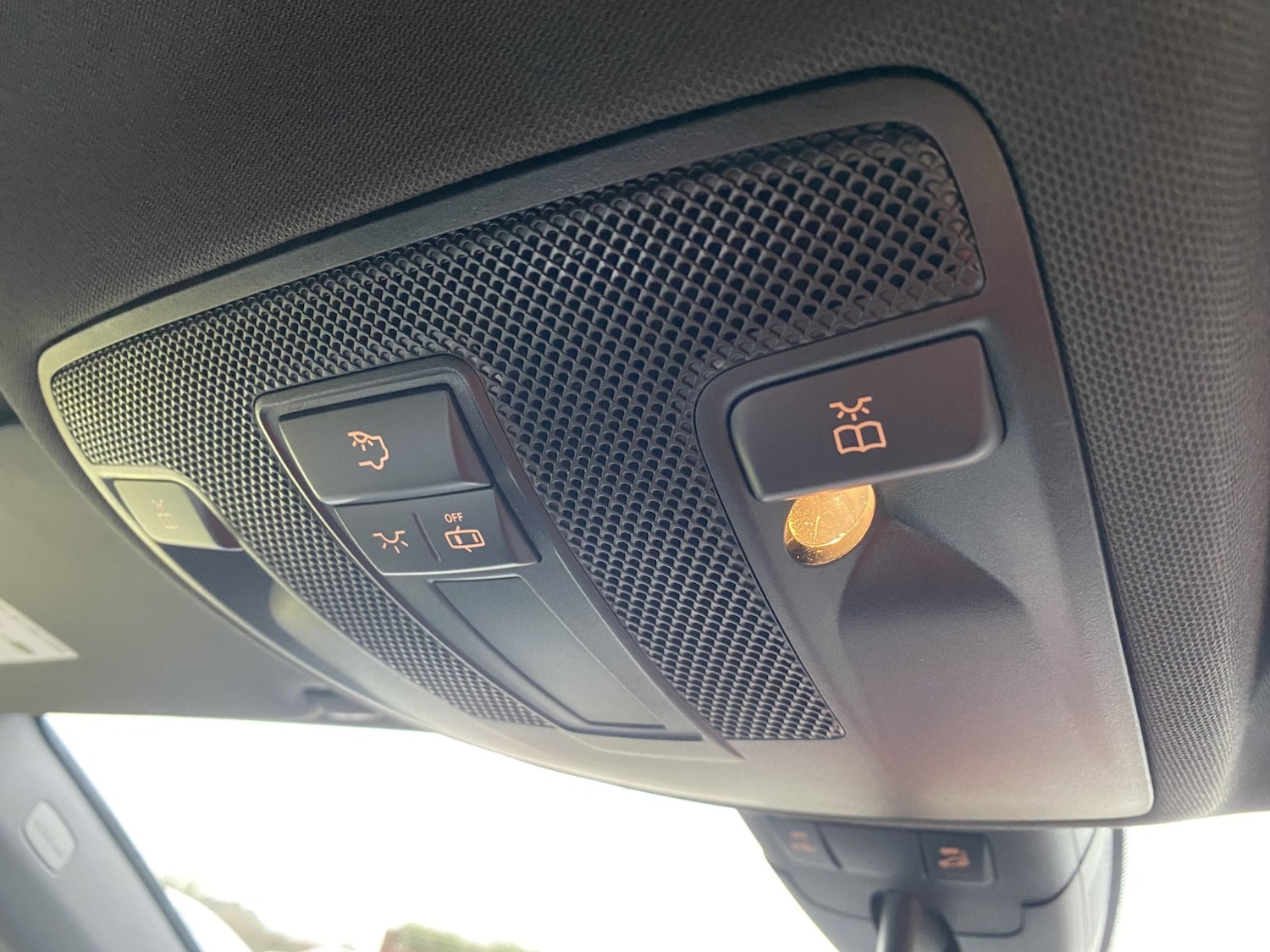 Used Mercedes-Benz B Class 2014 for sale - 76911059: Photo 37