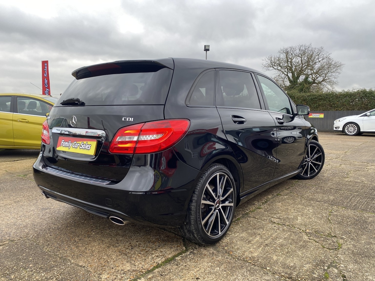 Used Mercedes-Benz B Class 2014 for sale - 76911059: Photo 4