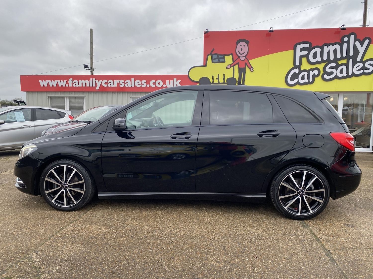 Used Mercedes-Benz B Class 2014 for sale - 76911059: Photo 7