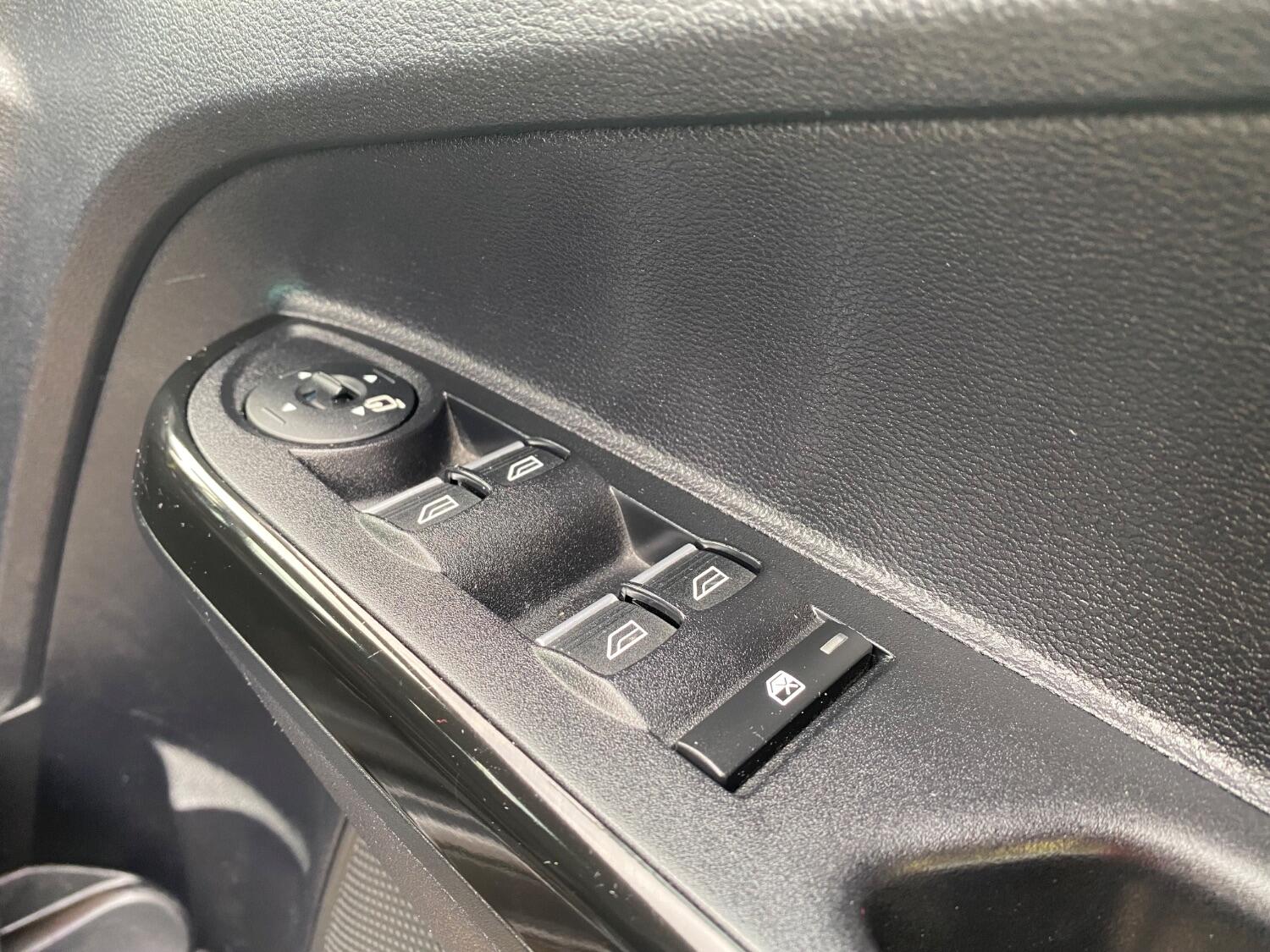 Used Ford B-MAX 2015 for sale - 75994652: Photo 30