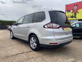 Used Ford Galaxy 2017 for sale - 79575416: Photo