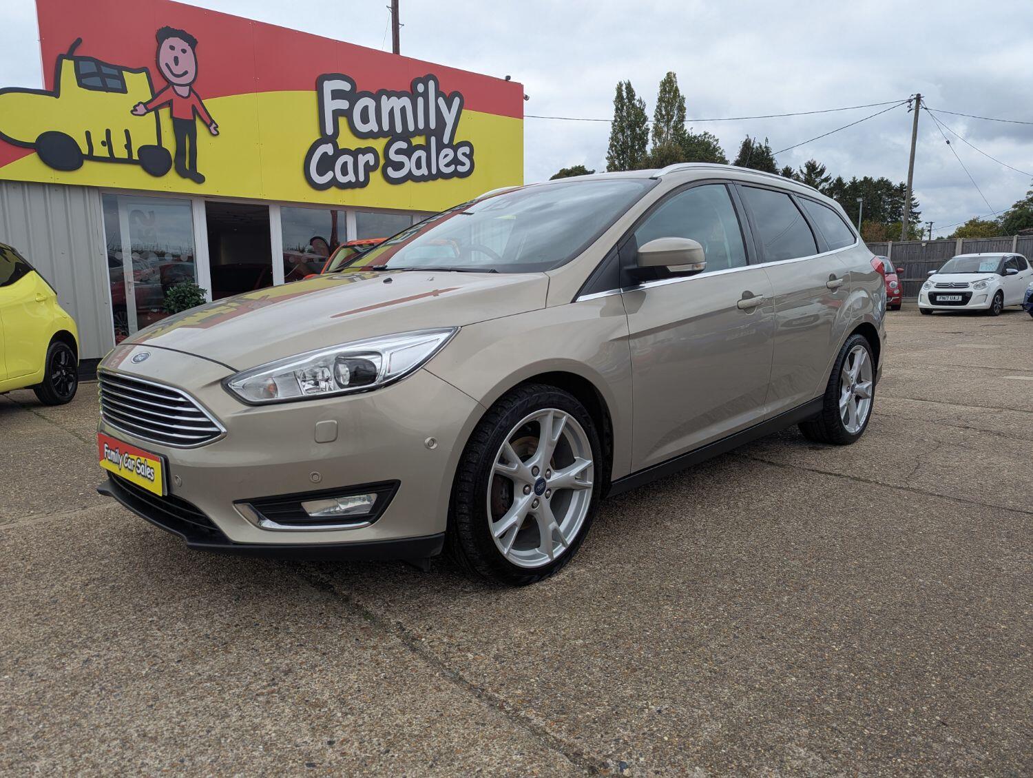 Used Ford Focus 2017 for sale - 76070323: Photo 1