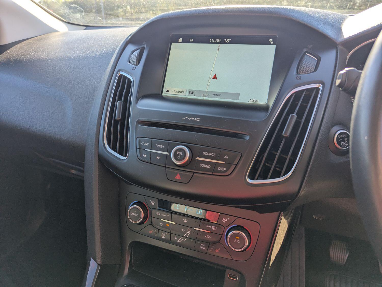 Used Ford Focus 2017 for sale - 76070323: Photo 10