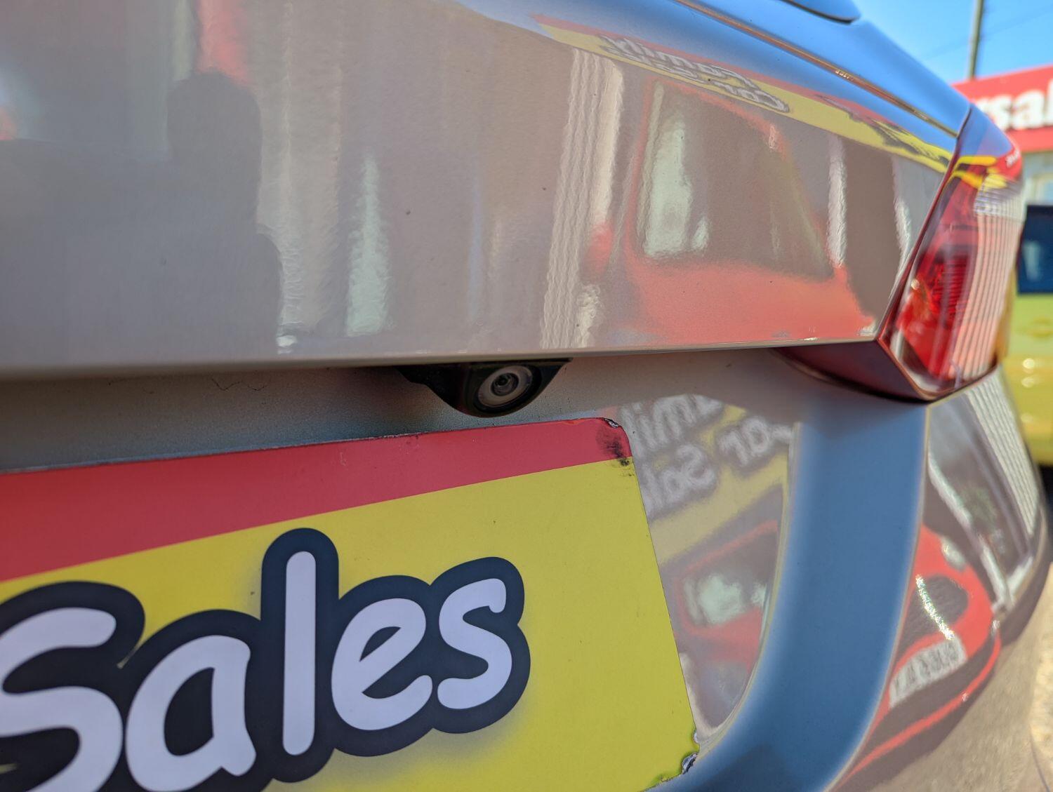 Used Ford Focus 2017 for sale - 76070323: Photo 9