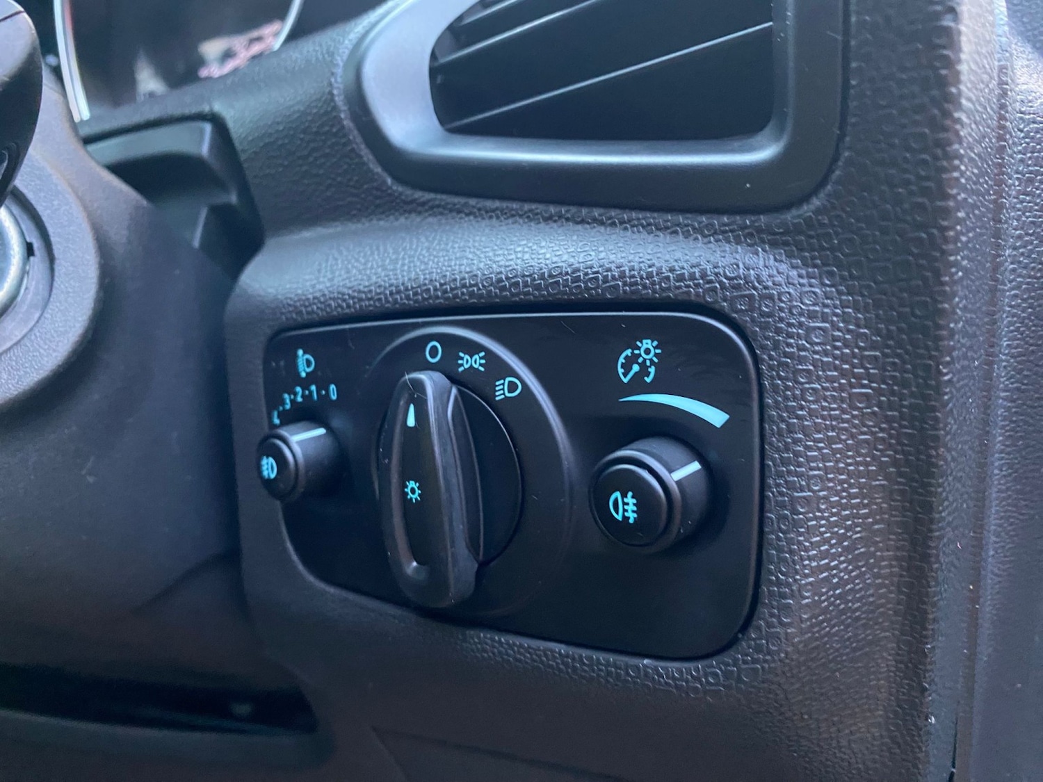 Used Ford Ecosport 2016 for sale - 76510984: Photo 29