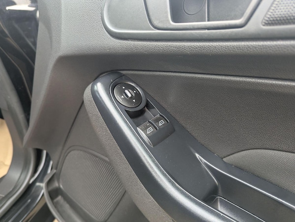 Used Ford Fiesta 2014 for sale - 76299104: Photo 13