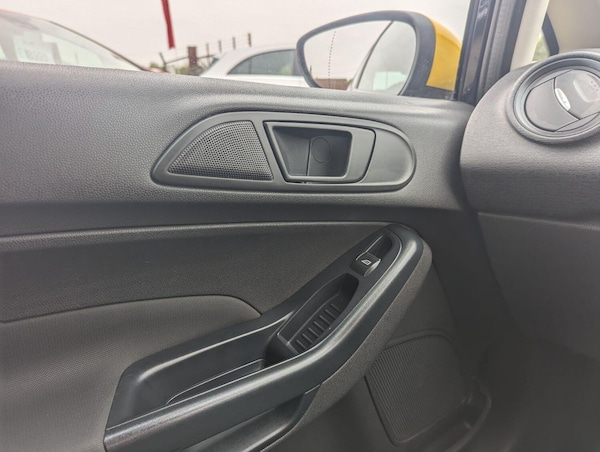 Used Ford Fiesta 2014 for sale - 76299104: Photo 20