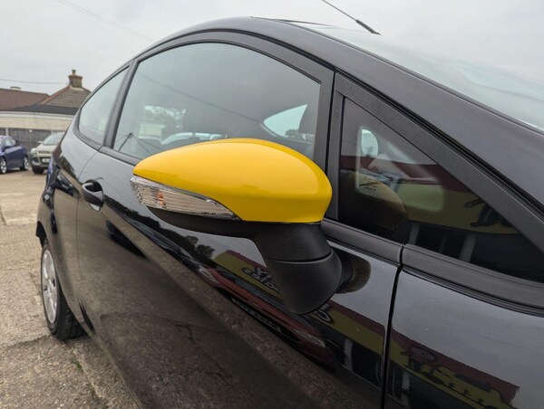 Used Ford Fiesta 2014 for sale - 76299104: Photo 3