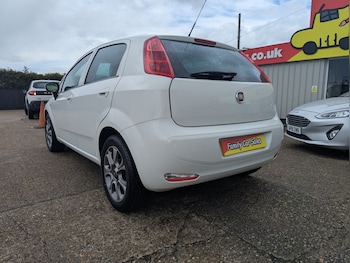 Used Fiat Punto 2018 for sale - 78558828: Photo