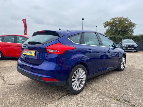 Used Ford Focus 2016 for sale - 76225251: Photo 2