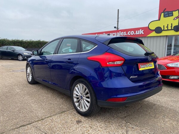 Used Ford Focus 2016 for sale - 76225251: Photo 3