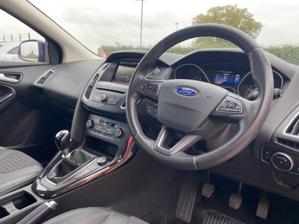 Used Ford Focus 2016 for sale - 76225251: Photo 6