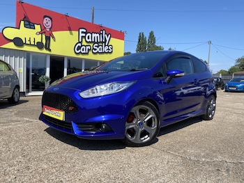 Used Ford Fiesta 2015 for sale - 79205438: Photo