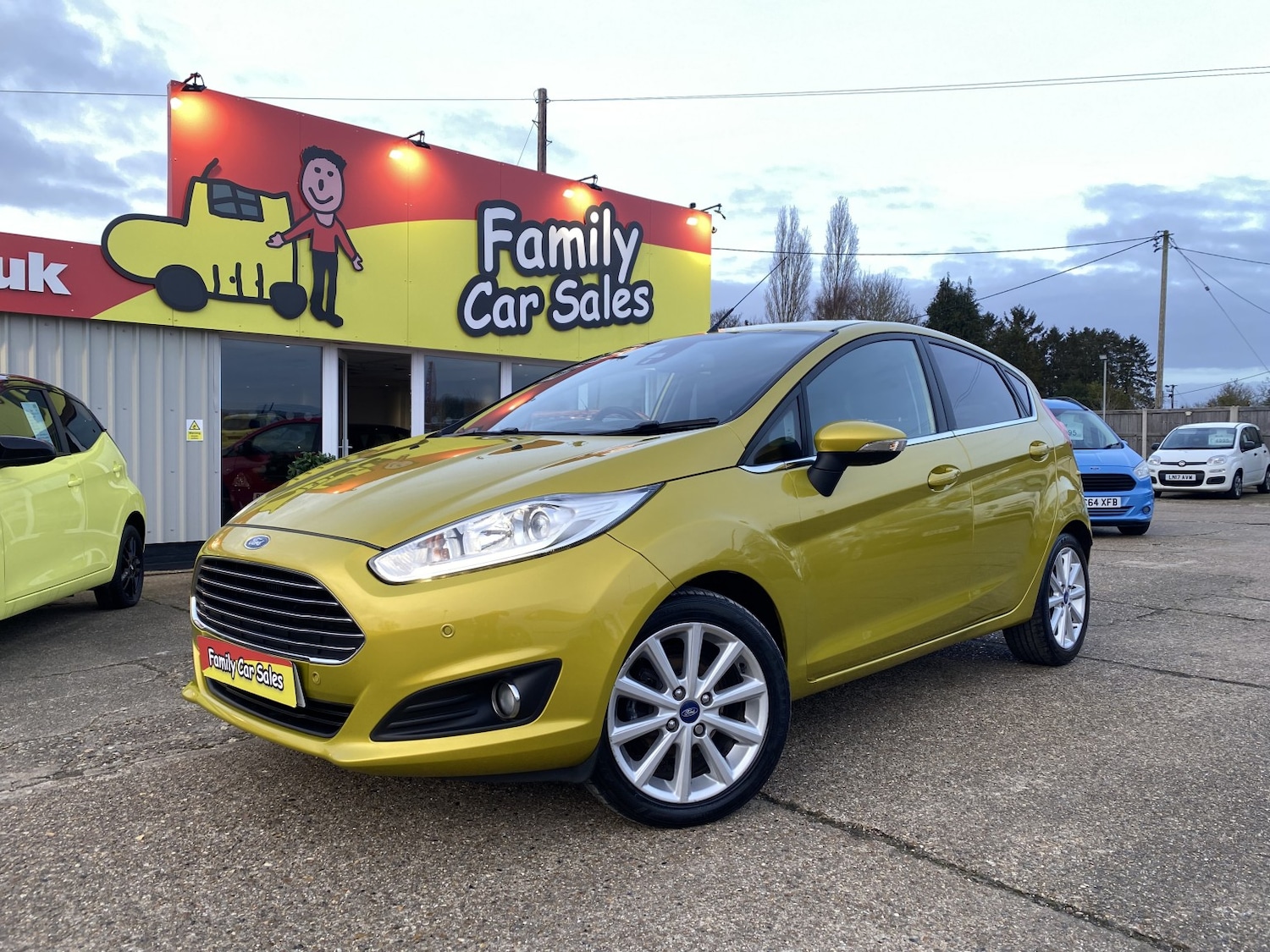 Used Ford Fiesta 2016 for sale - 77635355: Photo 1