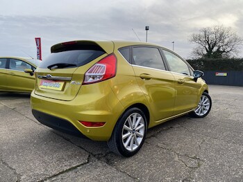 Used Ford Fiesta 2016 for sale - 77635355: Photo