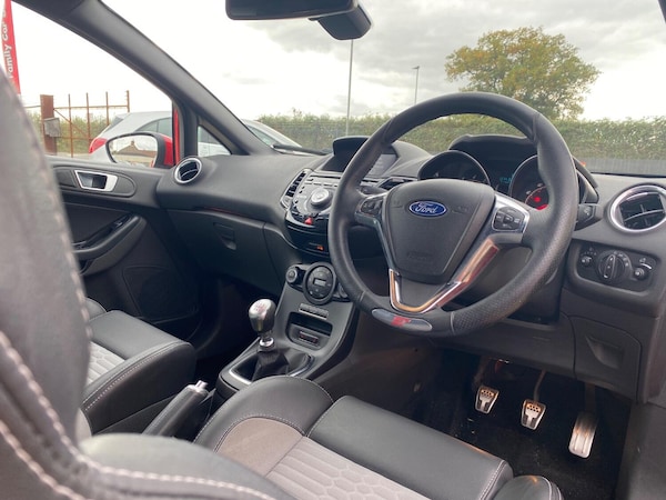 Used Ford Fiesta 2016 for sale - 76257645: Photo 13