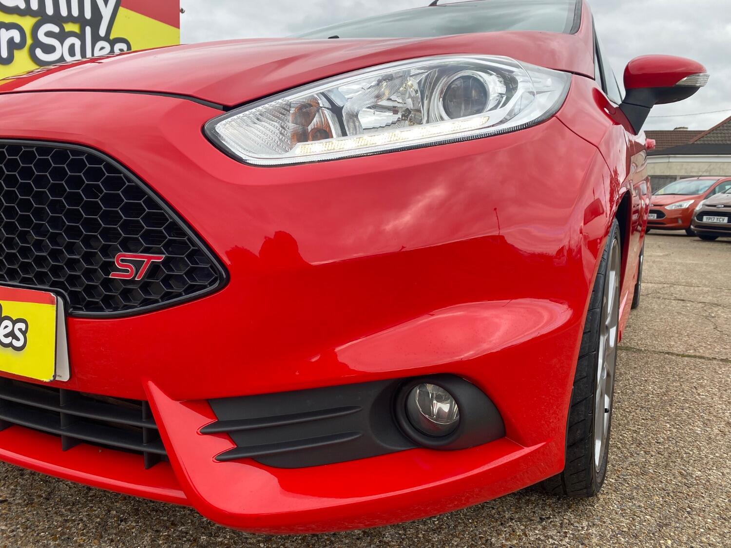 Used Ford Fiesta 2016 for sale - 76257645: Photo 7