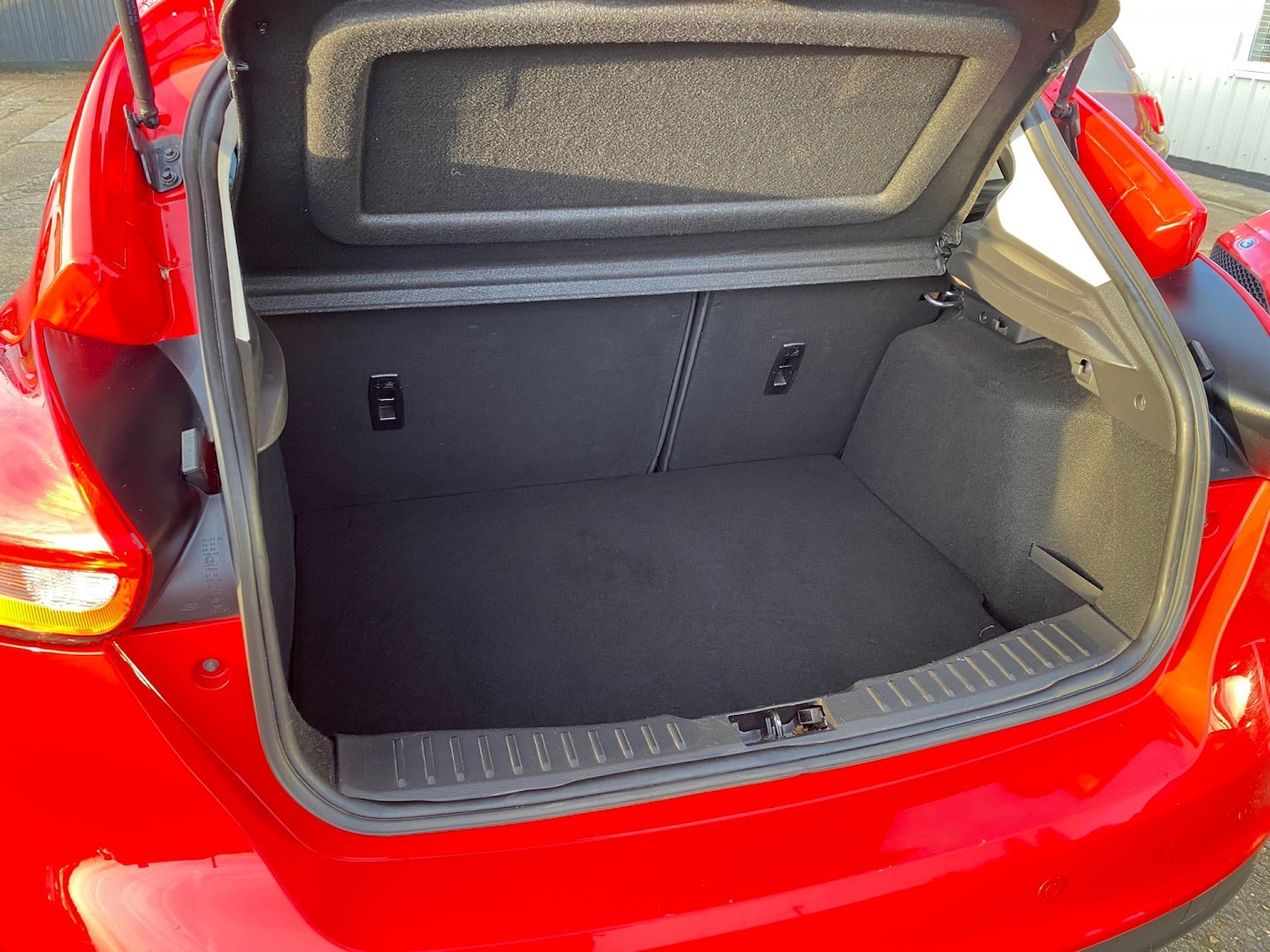 Used Ford Focus 2015 for sale - 77008071: Photo 37