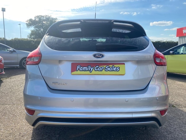 Used Ford Focus 2017 for sale - 76011380: Photo 24