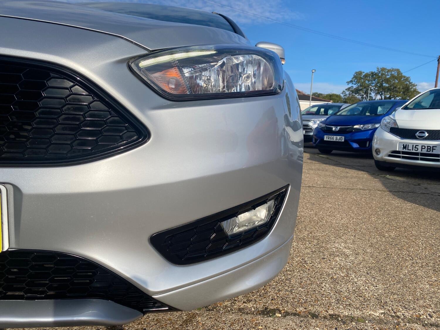 Used Ford Focus 2017 for sale - 76011380: Photo 26