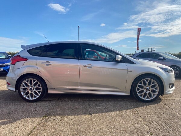 Used Ford Focus 2017 for sale - 76011380: Photo 31