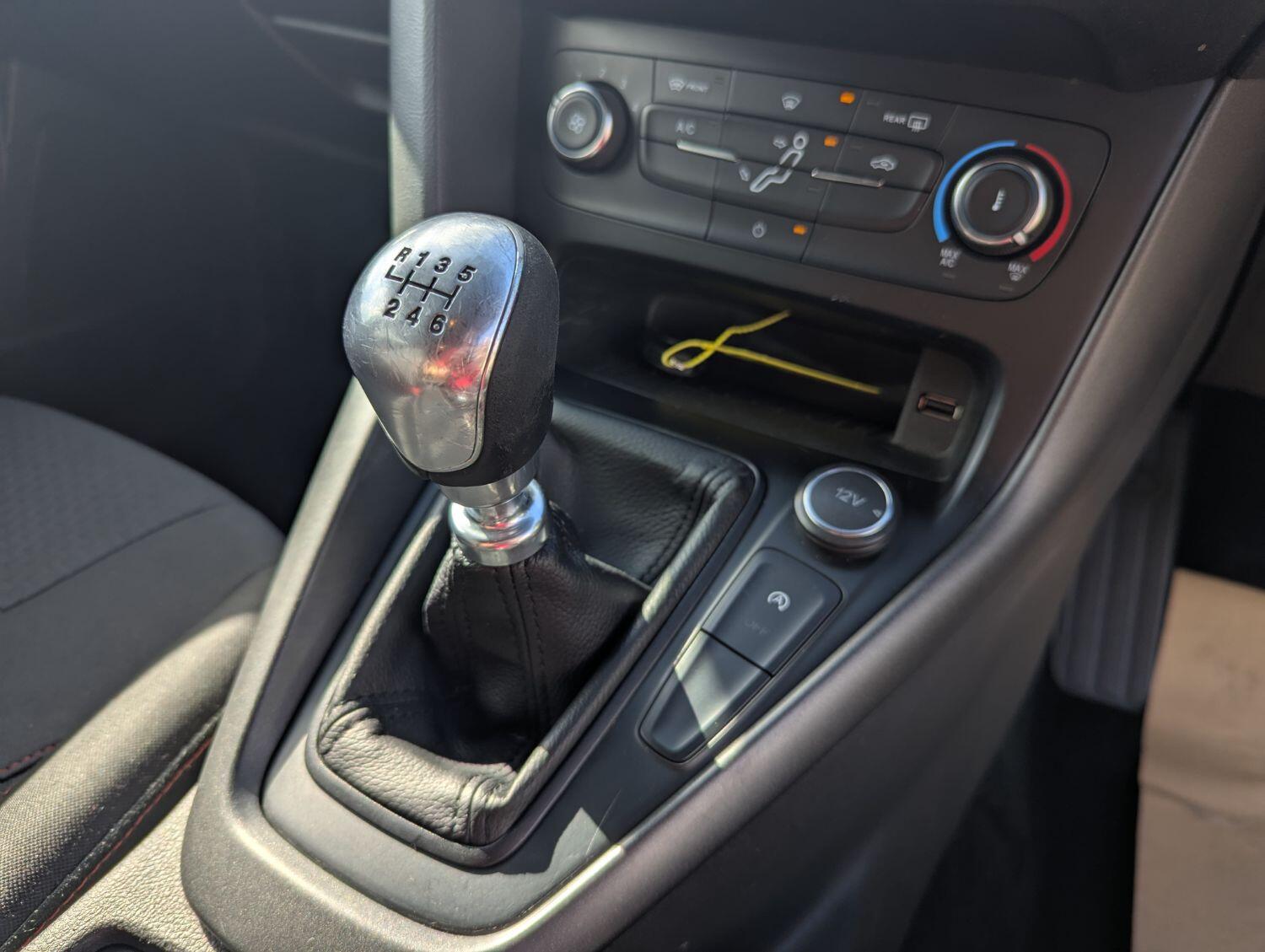 Used Ford Focus 2017 for sale - 76011380: Photo 8