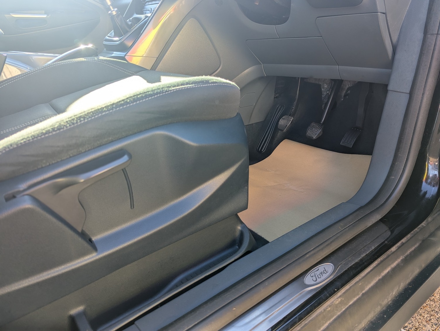 Used Ford C-Max 2015 for sale - 76374233: Photo 14