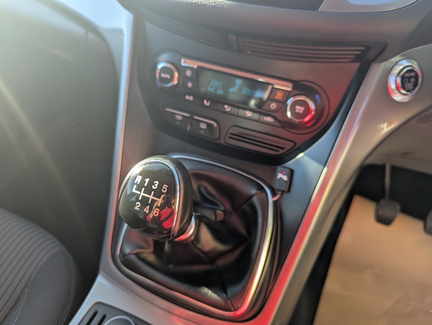 Used Ford C-Max 2015 for sale - 76374233: Photo 17