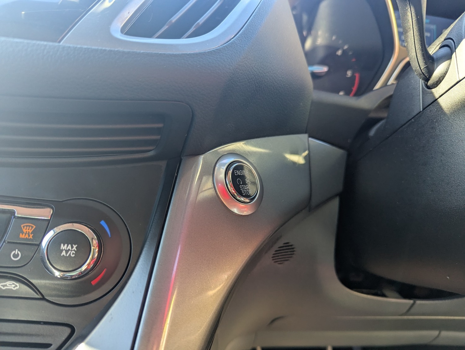 Used Ford C-Max 2015 for sale - 76374233: Photo 20