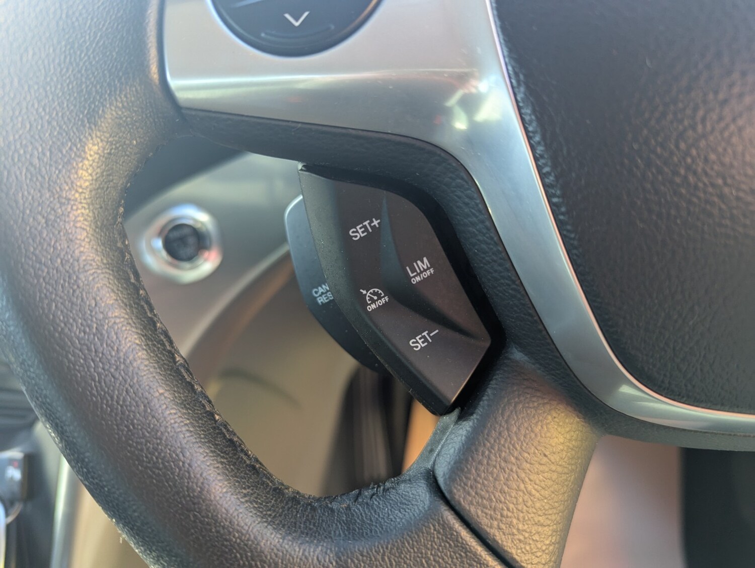 Used Ford C-Max 2015 for sale - 76374233: Photo 24